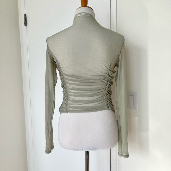 Missguided Ruched Top - Picture 4 of 4